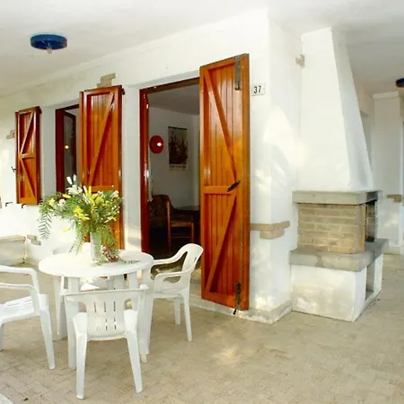 Duplex For 7 Guests In An Oasis Of Greenery In Lignano Riviera *